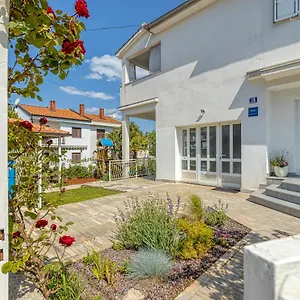 Appartement Hrestak